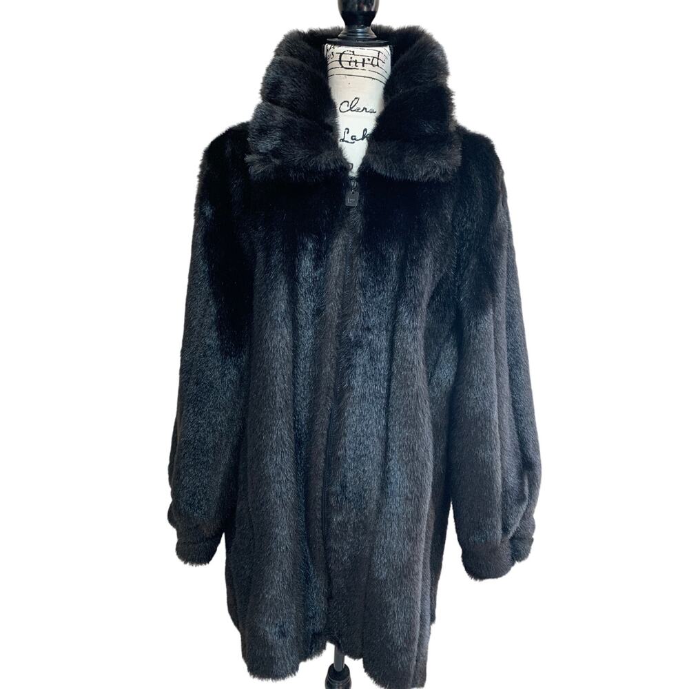 Woman's Vintage Dennis Basso Dark Chocolate Faux Fur Coat Size Large